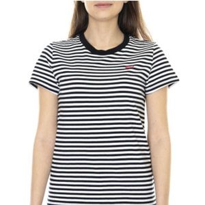 Size Medium In Womens LEVIS SHIRT